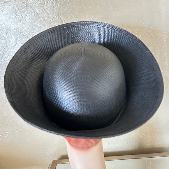 DASHING 1970s\' DESIGNER BLACK STRAW HAT + TALL UPTURNED BRIM + FLOWERS main image 9